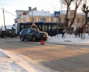 На Ленина внедорожник снес бетонный столб