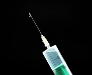 Минздрав РФ уточнил, кому нельзя делать вакцину против COVID-19
