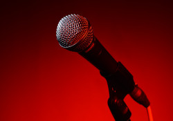 microphone-5510245_1280